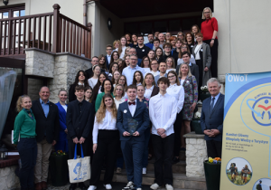 Grupowe zdjęcie uczestników Olimpiady