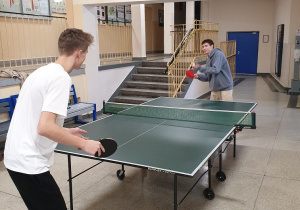 Mistrzostwa w tenisie stołowym w szkole na Drewnowskiej